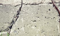 吴中绳锯切割施工中
苏州厨房卫生间拆除裂缝的检测与处理