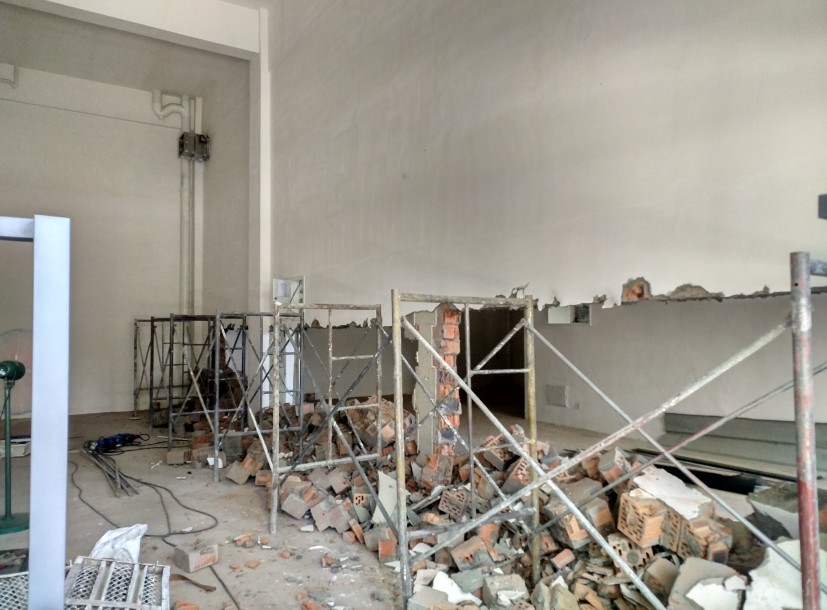 吴中店铺墙体拆除